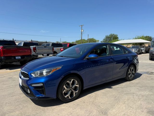 2019 Kia Forte LXS Image 1 of 31