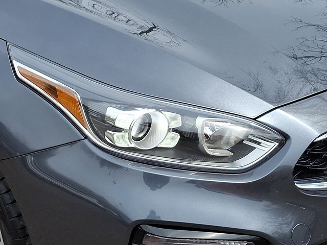 Vehicle image 9 of 30