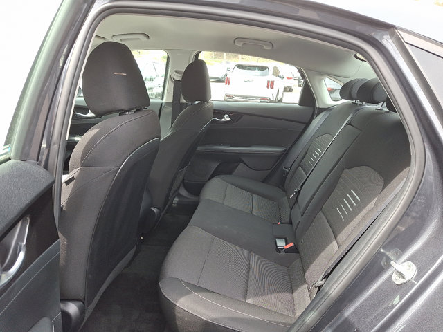 Vehicle image 10 of 30