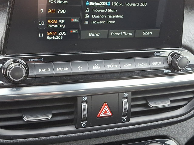 Vehicle image 17 of 30