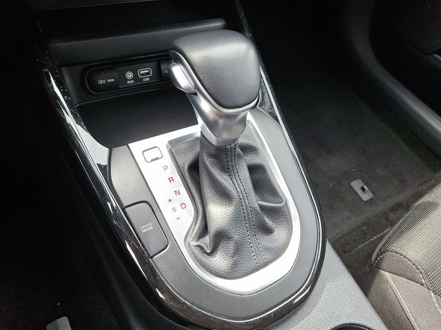 Vehicle image 15 of 30