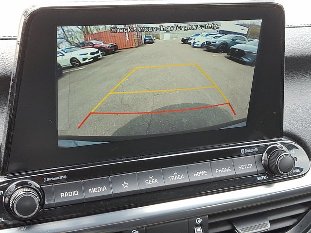 Vehicle image 19 of 30