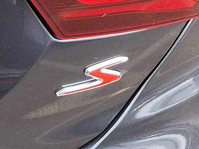 Vehicle image 29 of 30