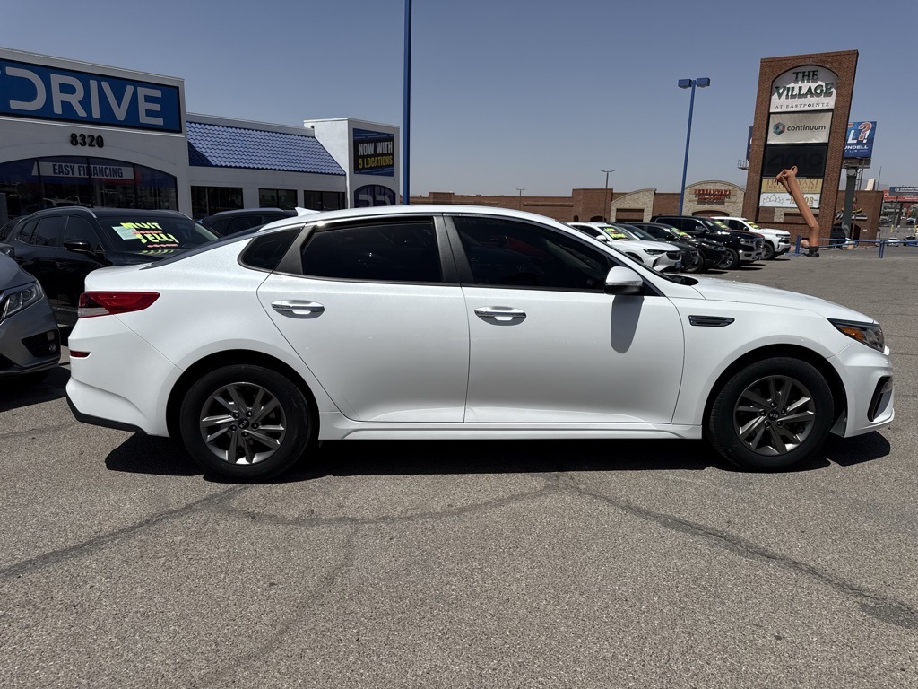 Vehicle image 6 of 23