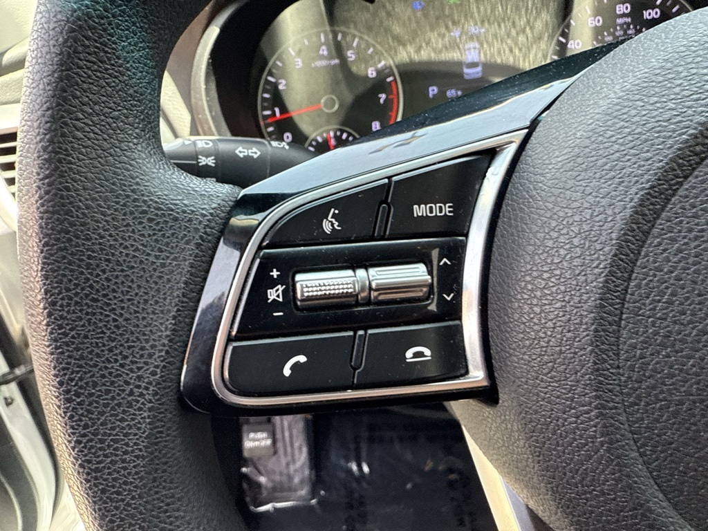 Vehicle image 14 of 23