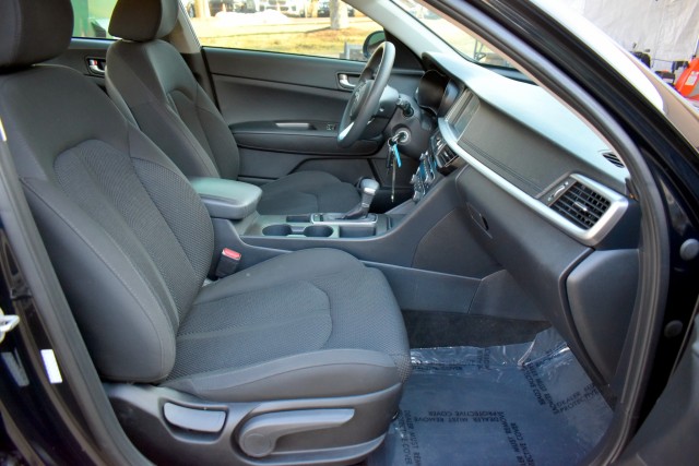 2019 Kia Optima LX Image 19 of 47
