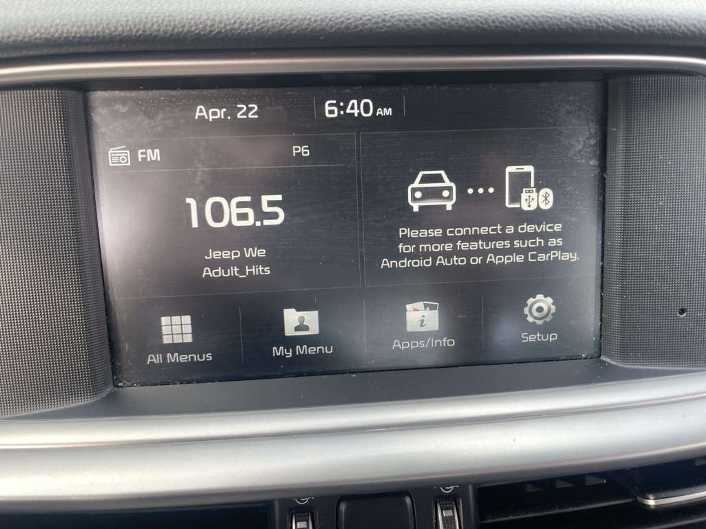 Vehicle image 10 of 14
