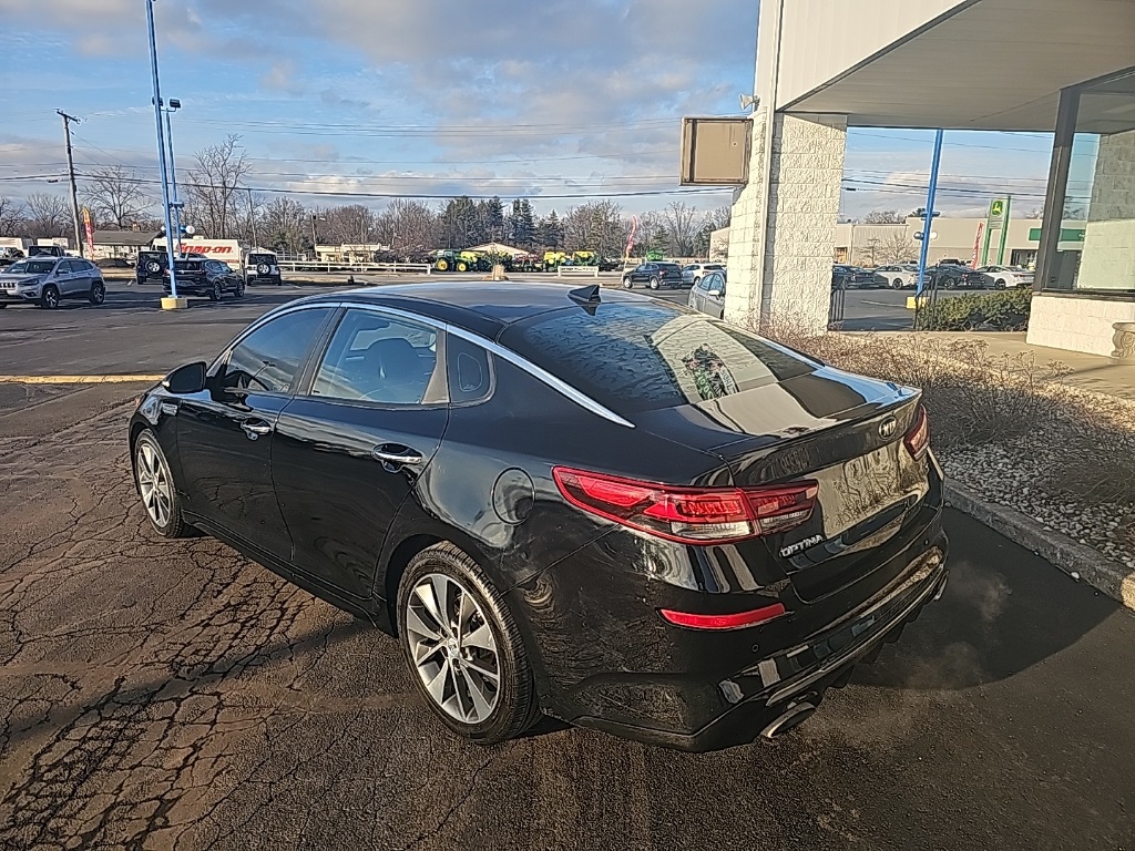Vehicle image 6 of 24