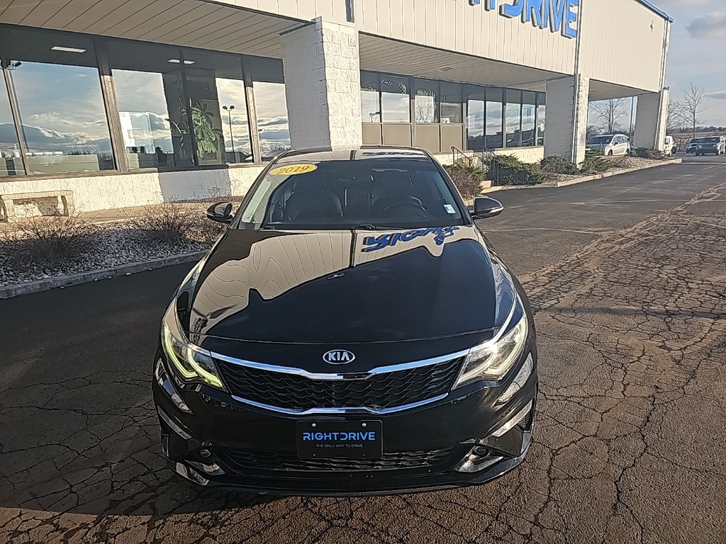 Vehicle image 4 of 24