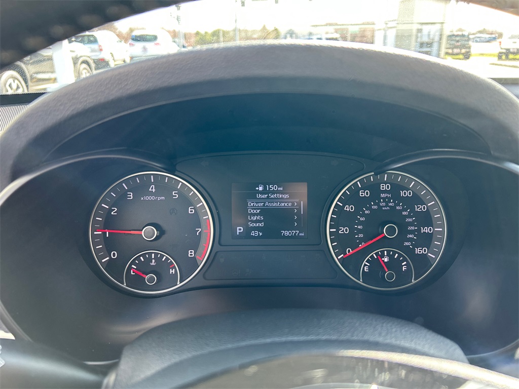 Vehicle image 22 of 35