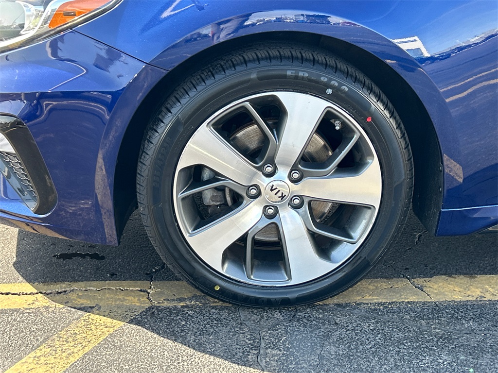 Vehicle image 11 of 35