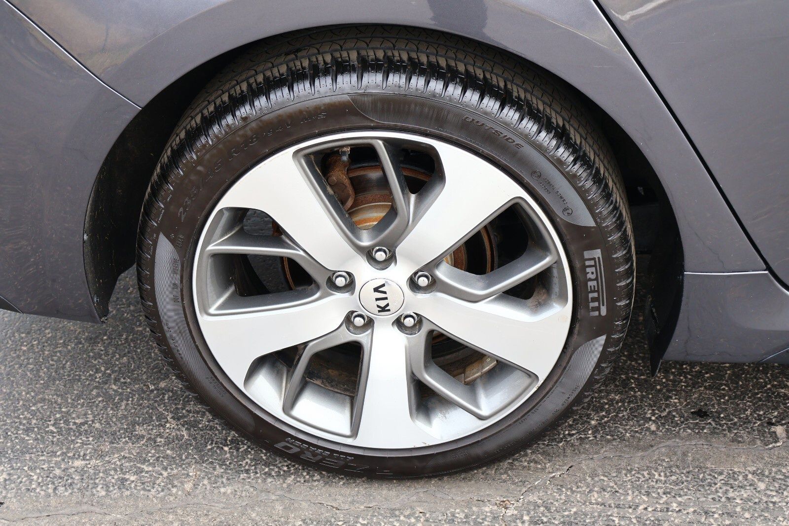 Vehicle image 32 of 34