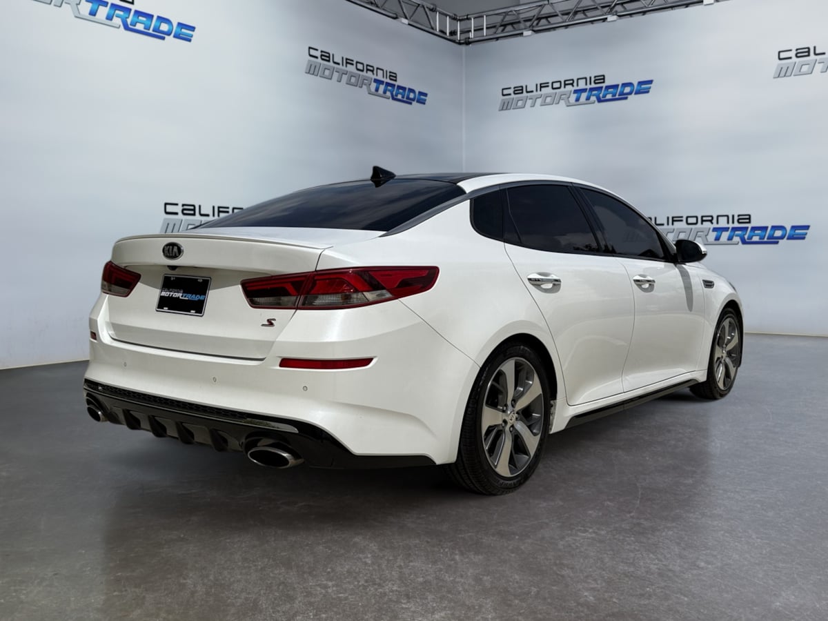Vehicle image 3 of 21