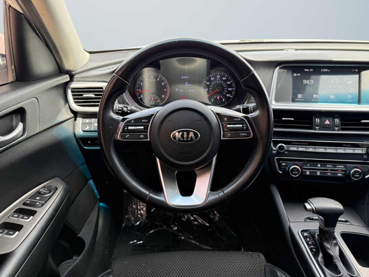 Vehicle image 12 of 21