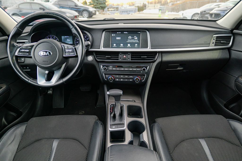 2019 Kia Optima S Image 34 of 61