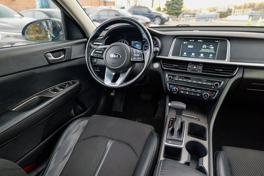 2019 Kia Optima S Image 29 of 61
