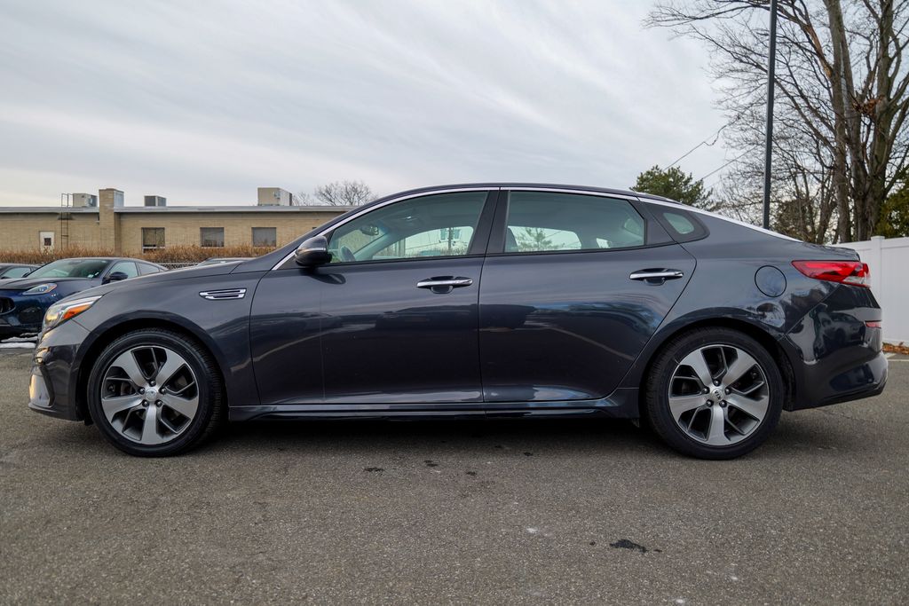 2019 Kia Optima S Image 9 of 61