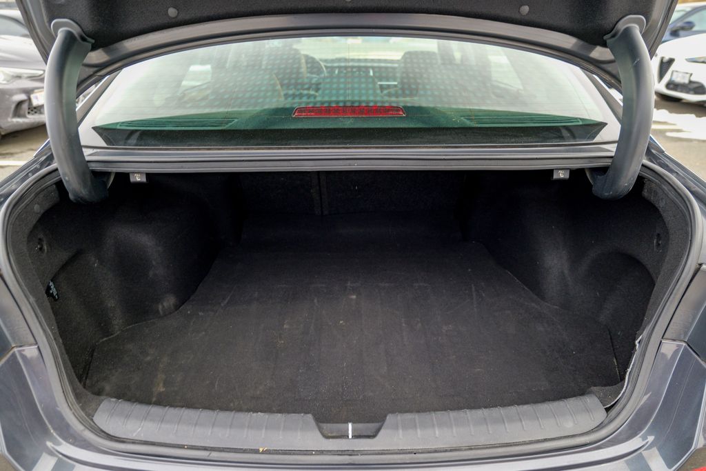 2019 Kia Optima S Image 15 of 61