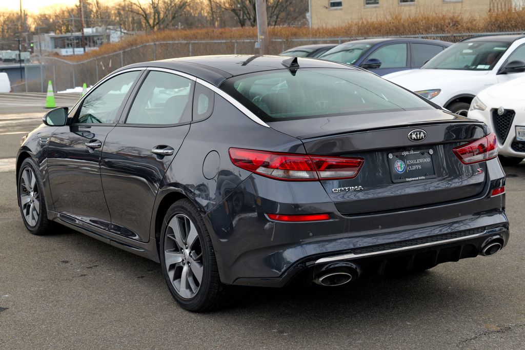 2019 Kia Optima S Image 8 of 61