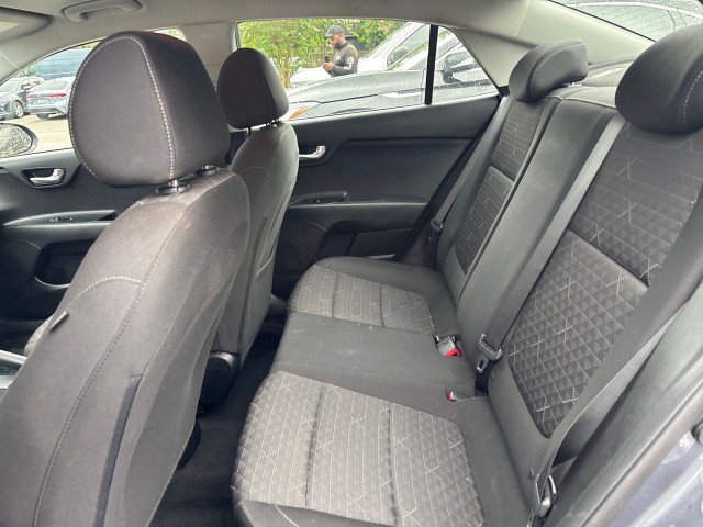 Vehicle image 11 of 20