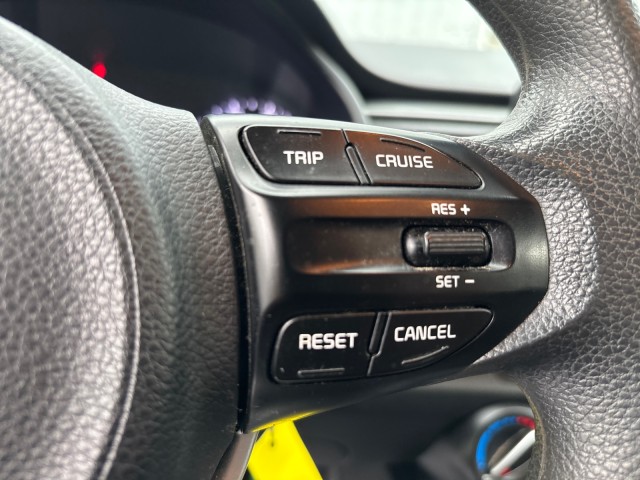 Vehicle image 19 of 20