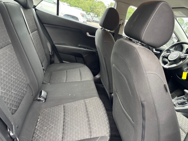 Vehicle image 10 of 20