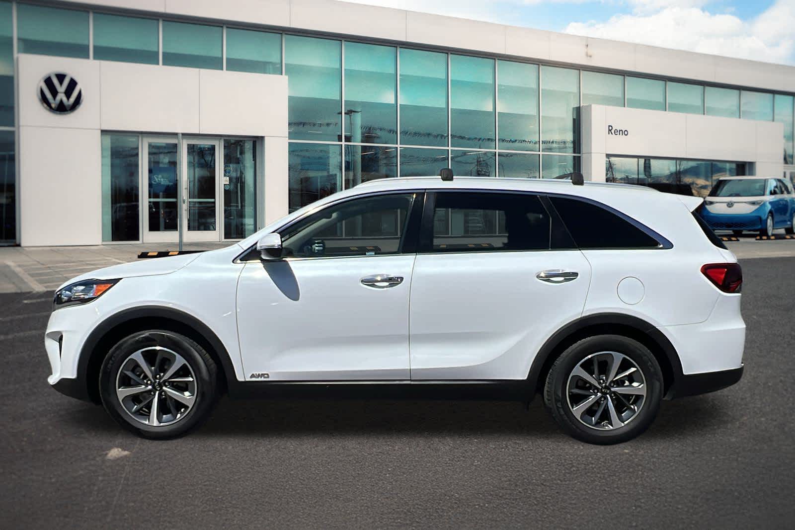 Vehicle image 2 of 30