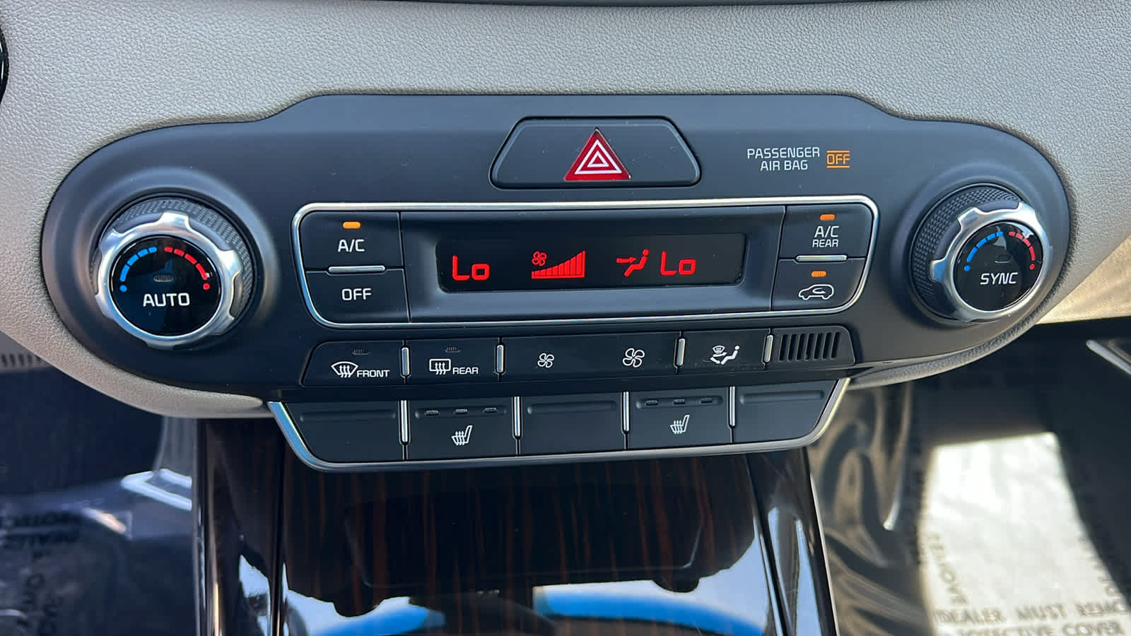 Vehicle image 14 of 30