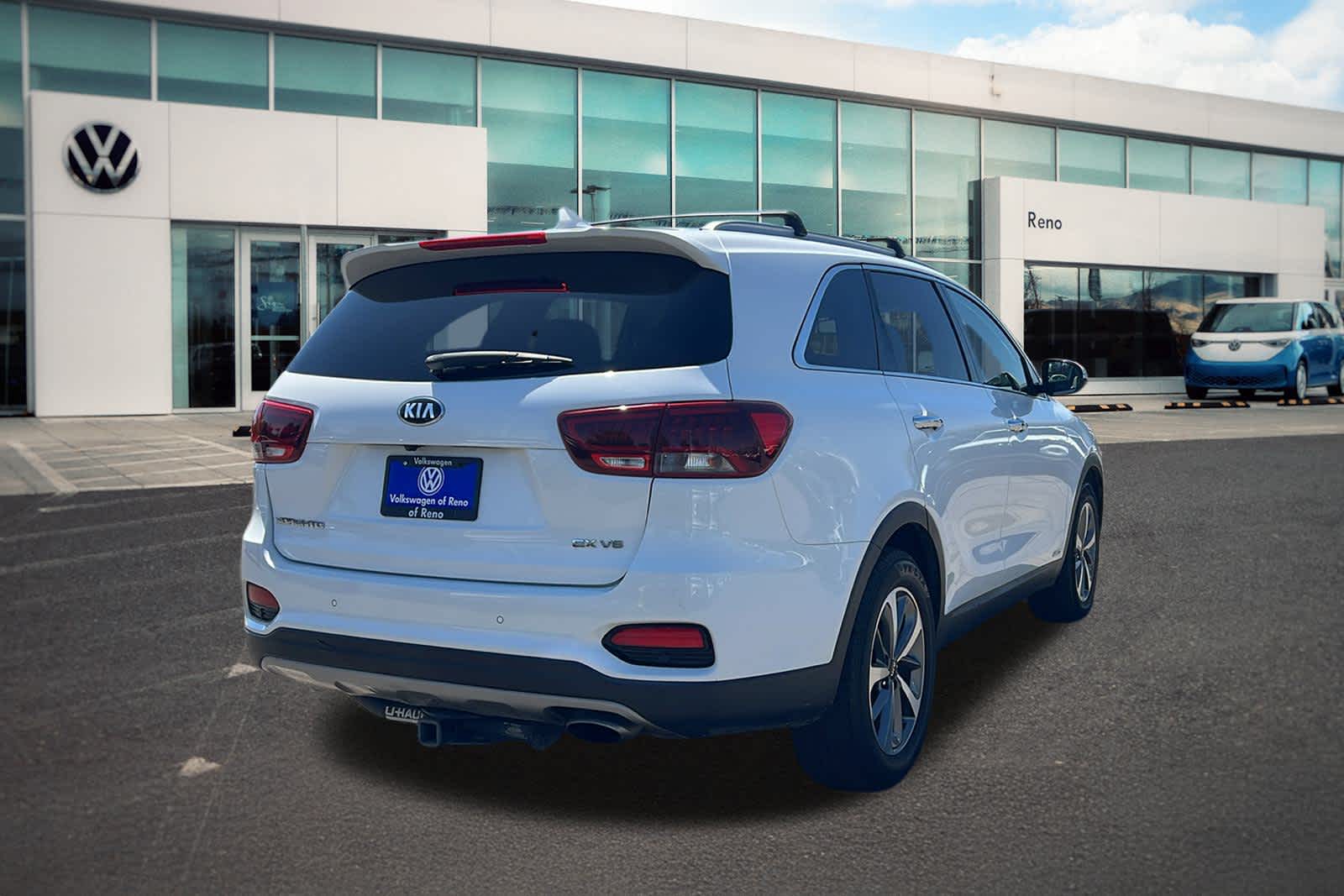 Vehicle image 3 of 30