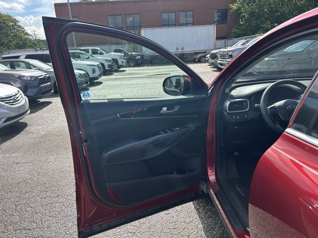 Vehicle image 20 of 30