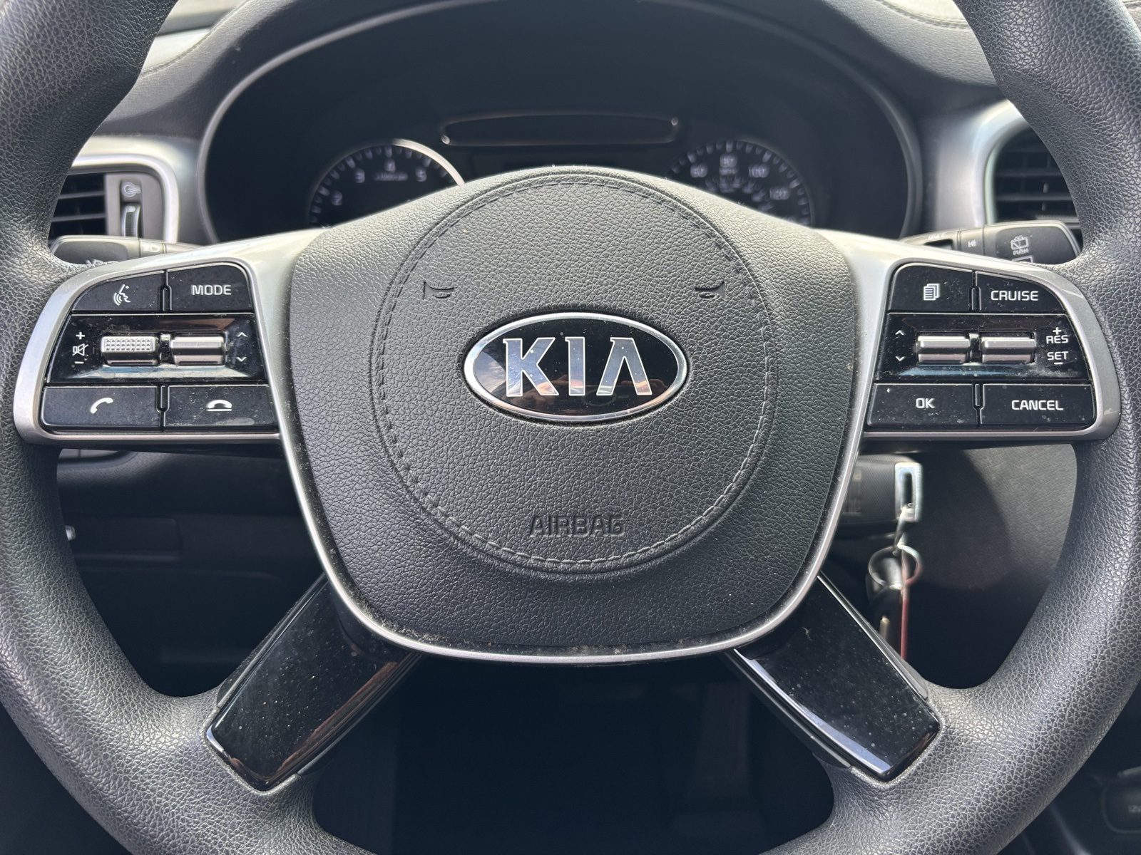 Vehicle image 13 of 26