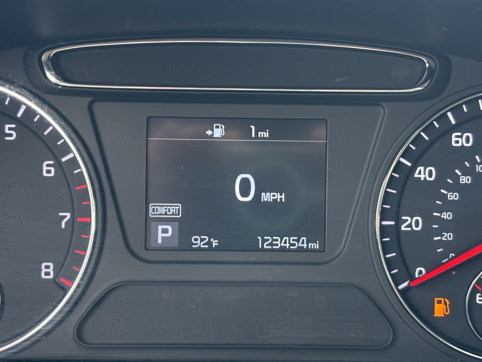 Vehicle image 15 of 26