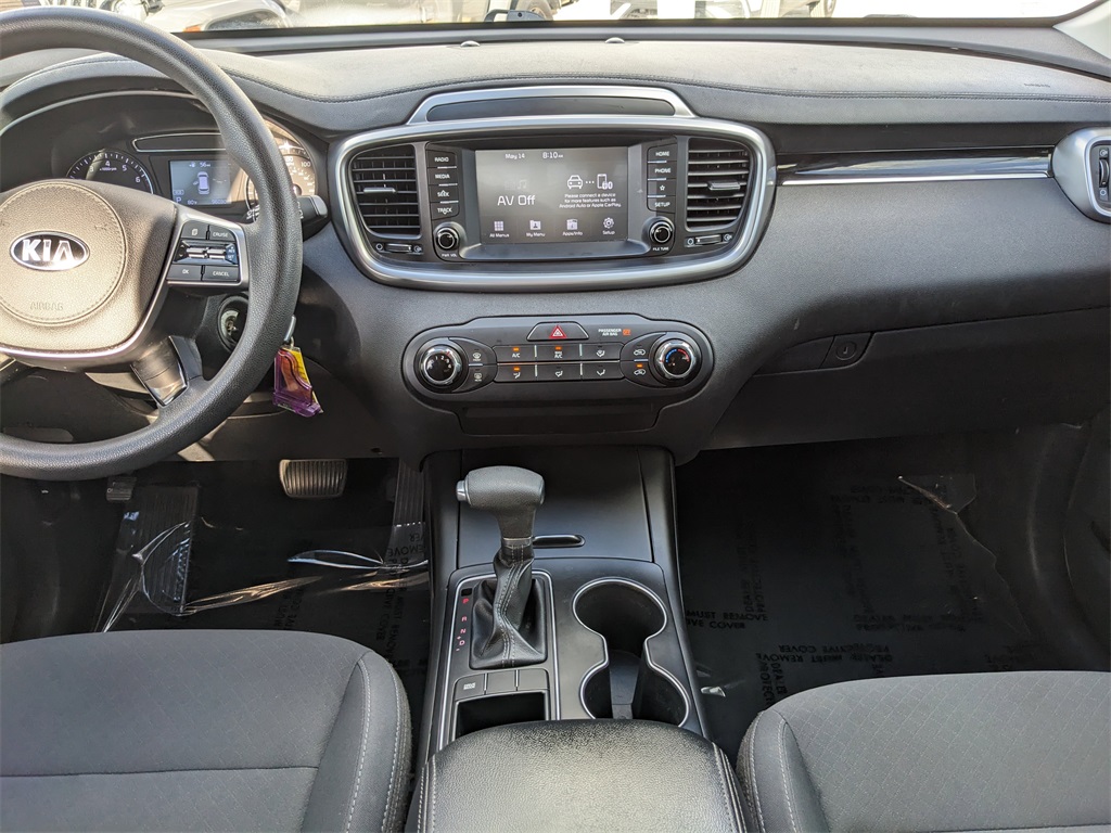 Vehicle image 15 of 34