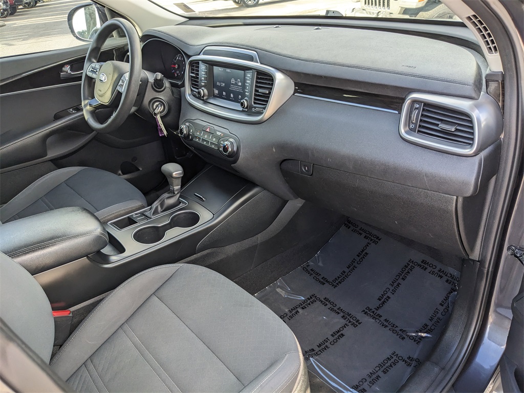 Vehicle image 12 of 34