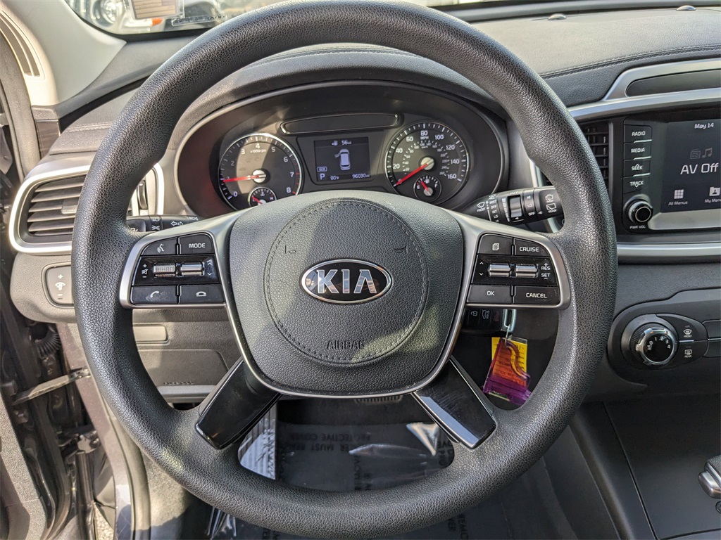 Vehicle image 26 of 34