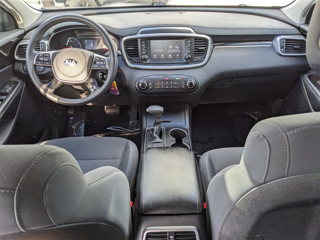 Vehicle image 13 of 34