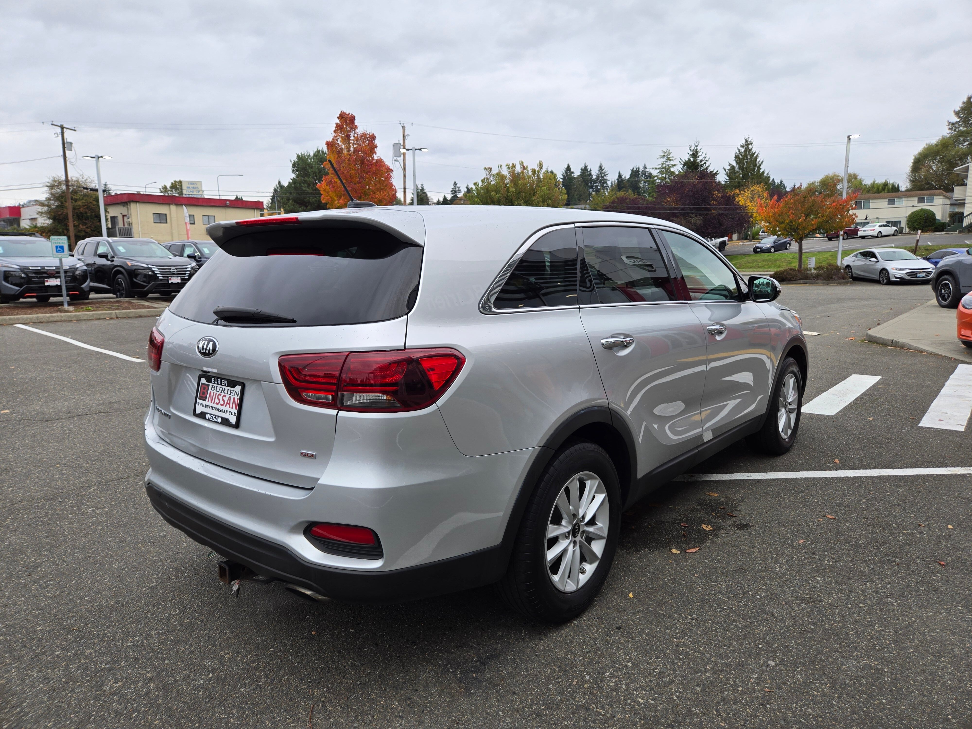 2019 Kia Sorento LX Image 5 of 34