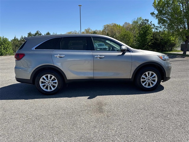 Vehicle image 7 of 39