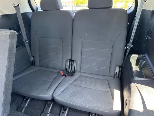 Vehicle image 20 of 39