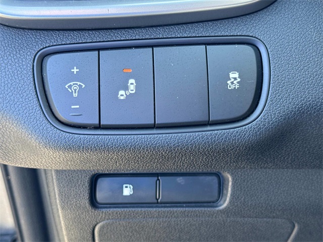 Vehicle image 29 of 39