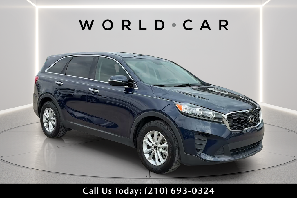 2019 Kia Sorento LX V6 Image 3 of 30