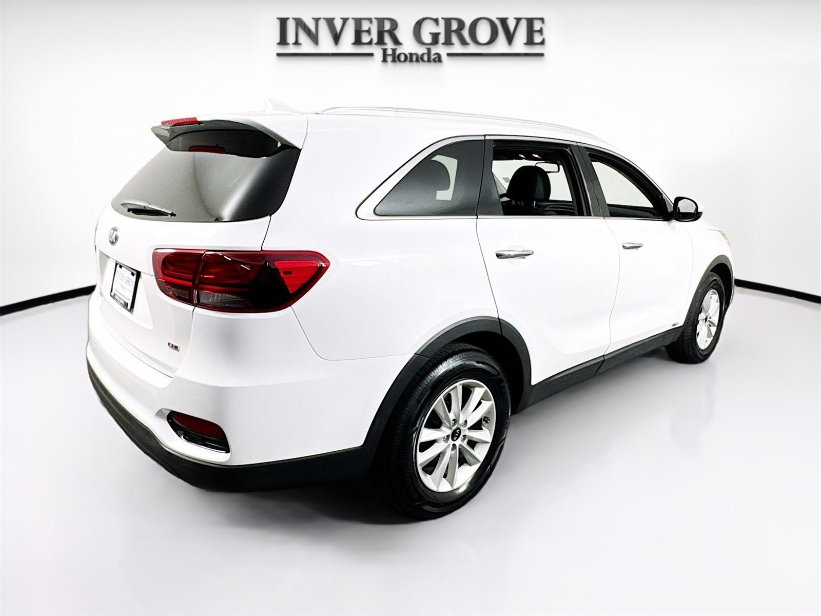 2019 Kia Sorento LX Image 5 of 20