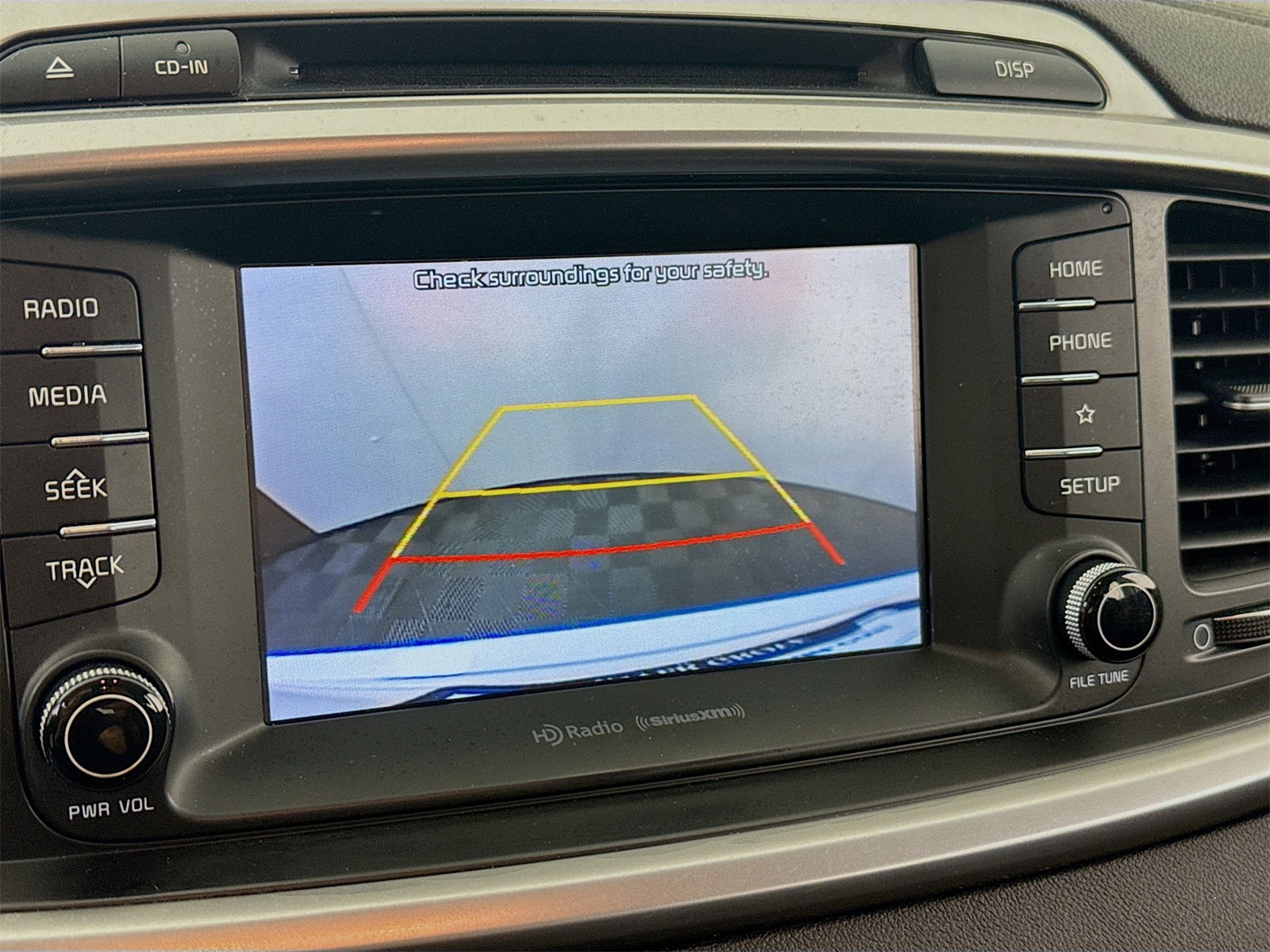 2019 Kia Sorento LX Image 17 of 20