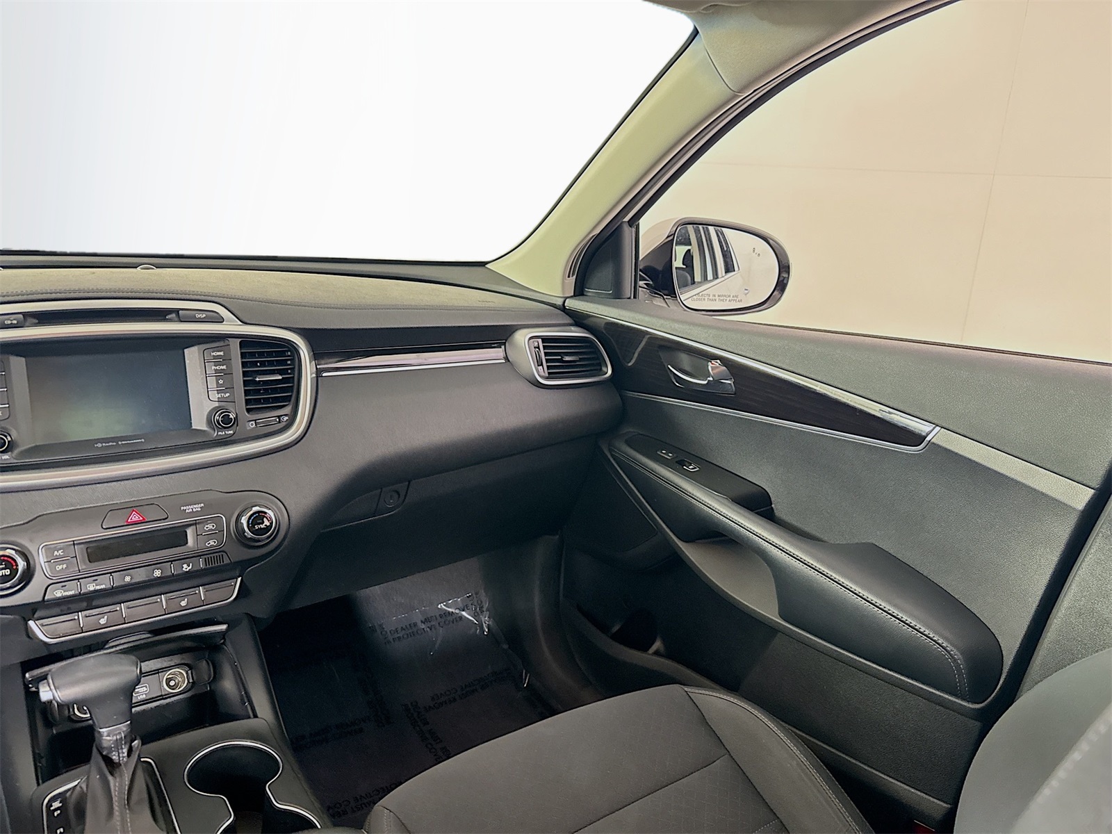 2019 Kia Sorento LX Image 14 of 20