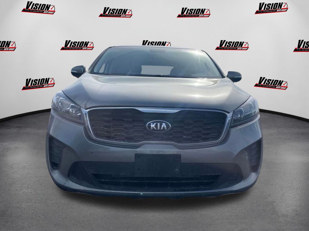 Vehicle image 4 of 17