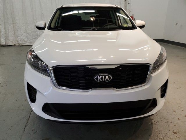 Vehicle image 4 of 34