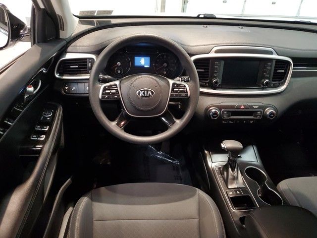 Vehicle image 14 of 34