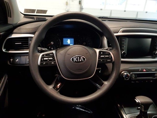 Vehicle image 15 of 34
