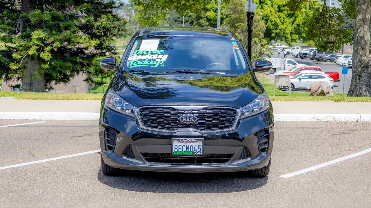 Vehicle image 2 of 28