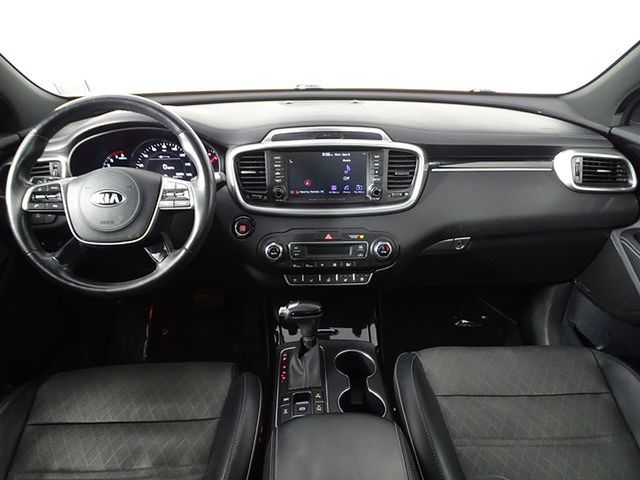 2019 Kia Sorento SX Limited V6 Image 15 of 44